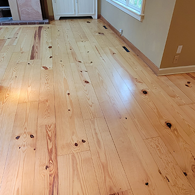 pine with amber finish